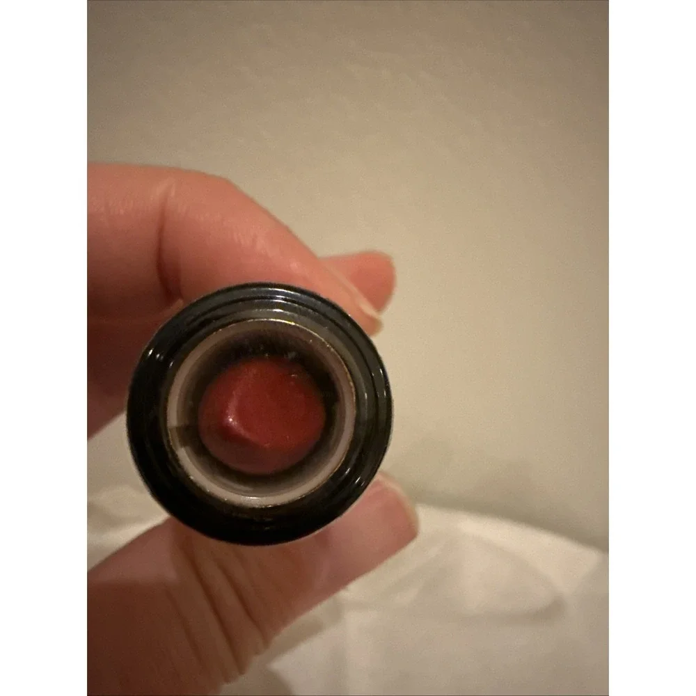 Revlon Super Lustrous Lipstick – 520 Wine With Everything – New/sealed